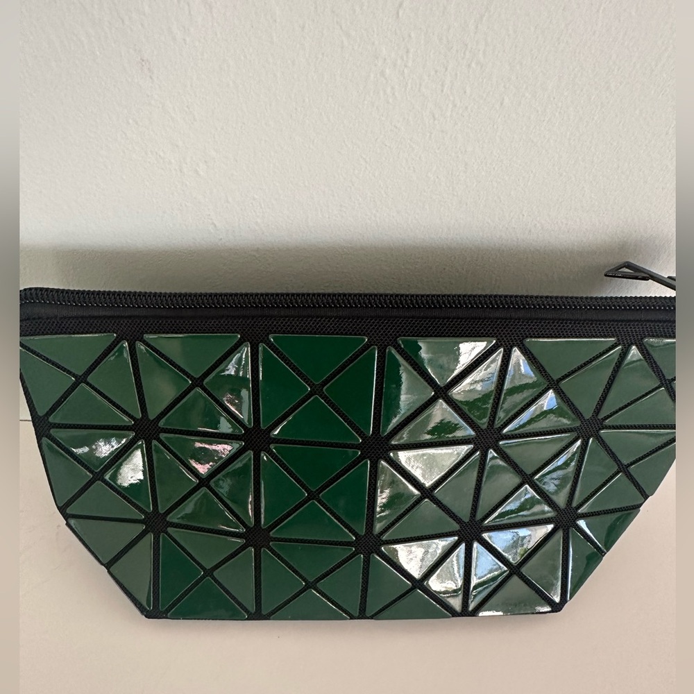 Geometric Green Cosmetic Bag - Picture 2 of 7